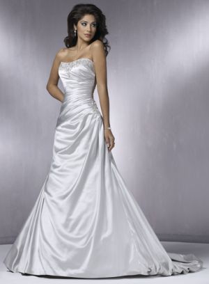 Maggie Sottero in store Maggie Sottero 1209 size 12 Pearl