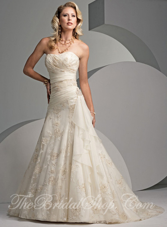 Maggie Sottero in store Maggie Sottero 3142 size 12 Diamond Wh