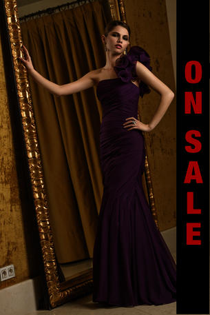 VM Collection 70210 on Sale 70210